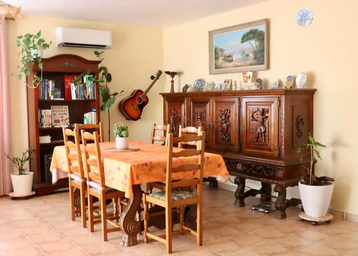 Maison Provencale Calme Et Ensoleillee *